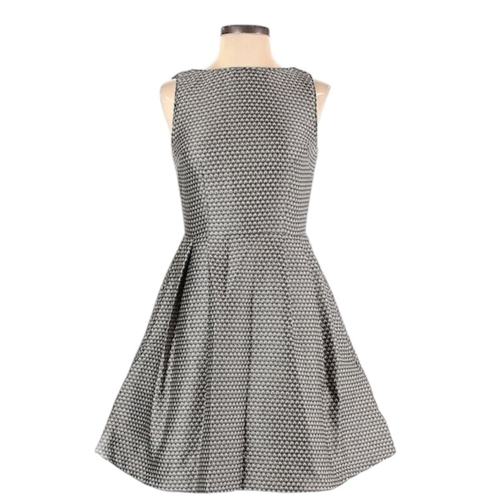 Serena & Lily Black and White Textured Sleeveless Fit-and-Flare Dress Vintage
